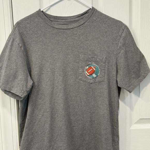 Vineyard Vines Other - Gray Men's Vineyard T-Shirt with Pocket